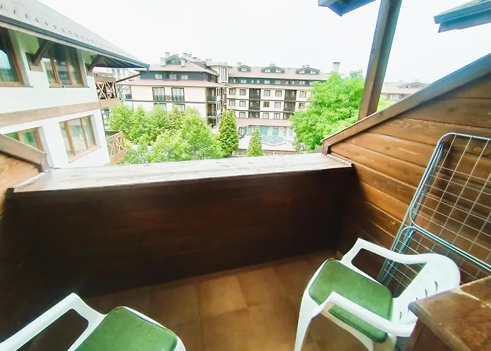 Cozy Flat In Neon * 班斯科